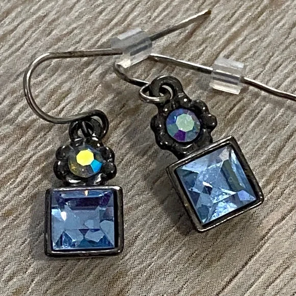 Sky Blue Iridescent Crystal Gunmetal Drop Earrings Elegant Summer Beach Party - Picture 17 of 17